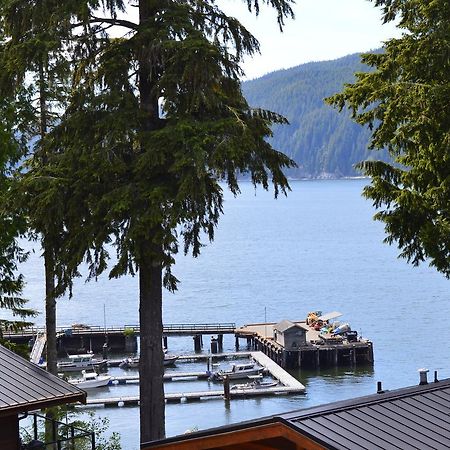 Pair-A-Dice Cottage Port Renfrew Eksteriør bilde